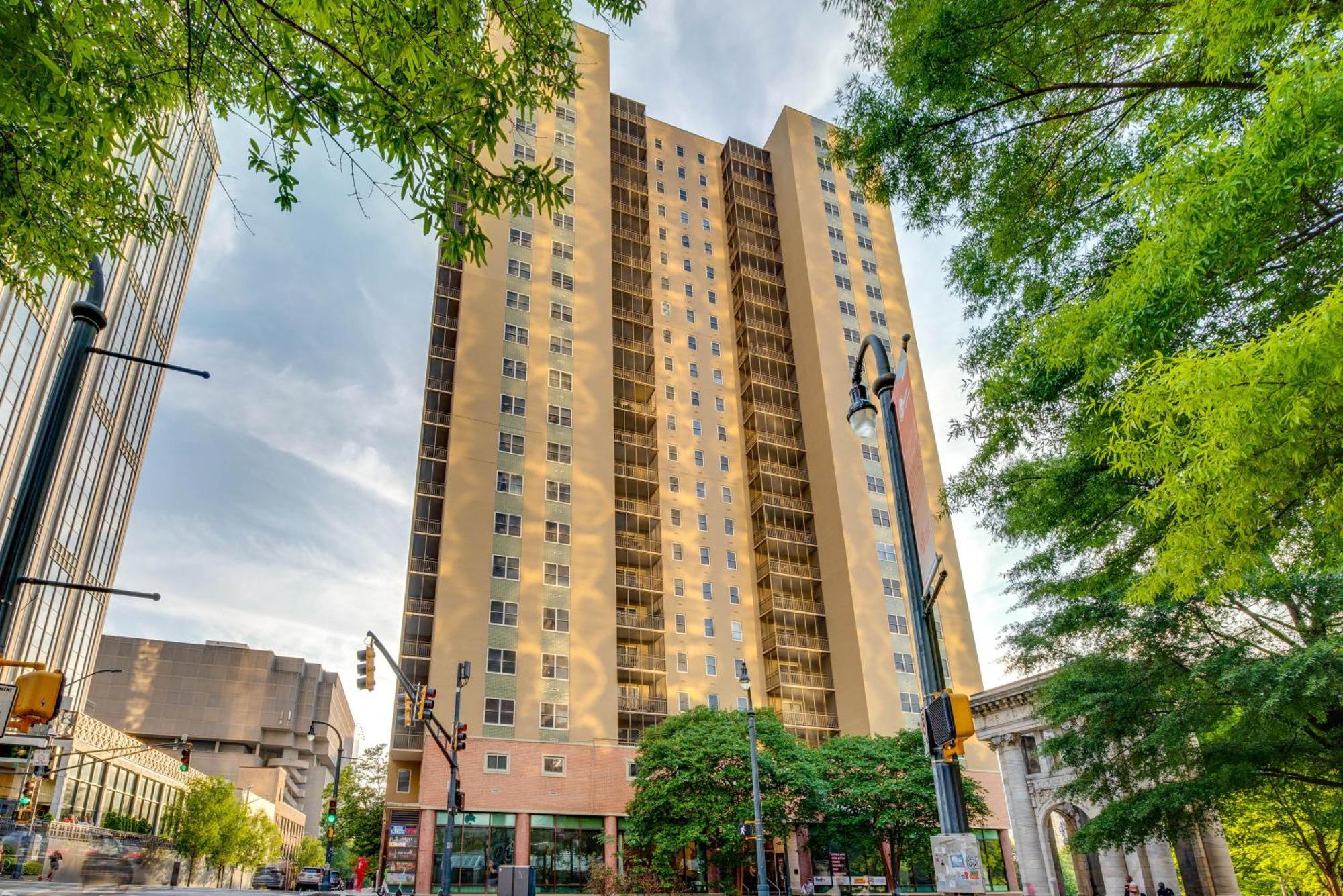 Downtown Atlanta Condo Walk To Arenas And Venues Экстерьер фото