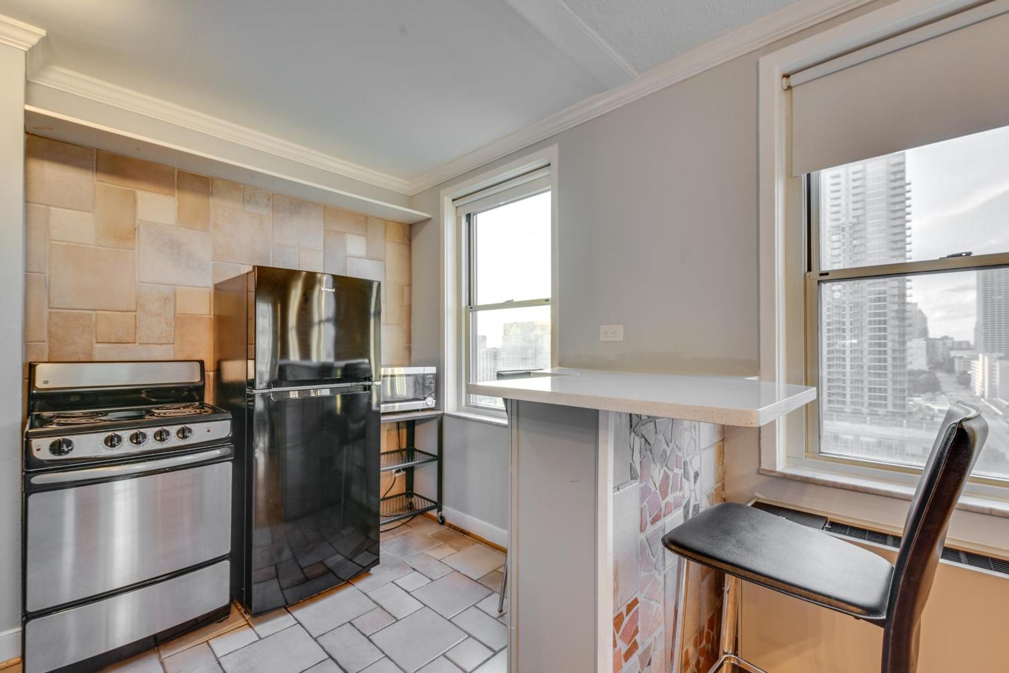 Downtown Atlanta Condo Walk To Arenas And Venues Экстерьер фото