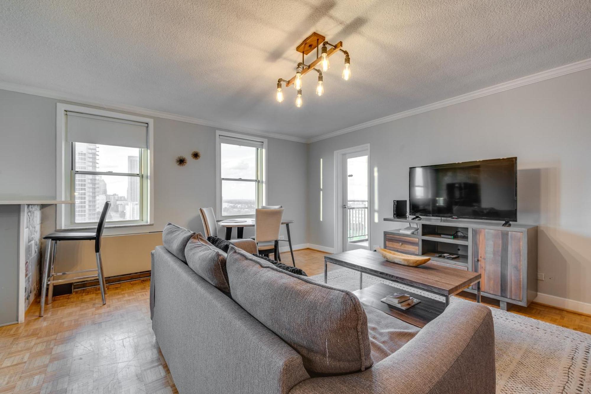 Downtown Atlanta Condo Walk To Arenas And Venues Экстерьер фото